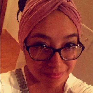 Meet your Posher, Sarai